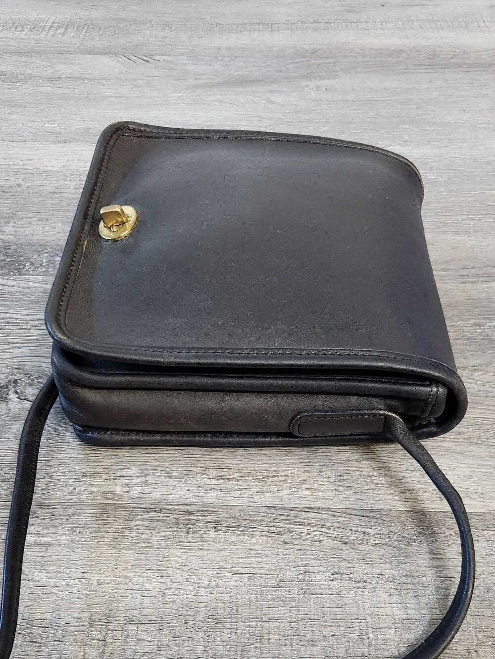 Vintage Coach Black Leather‎ Crossbody Bag